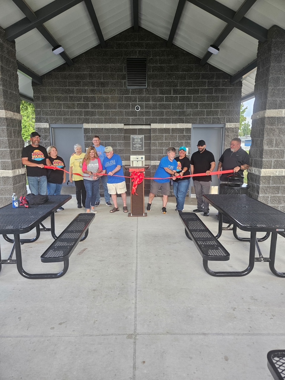 Burbank ribbon cutting